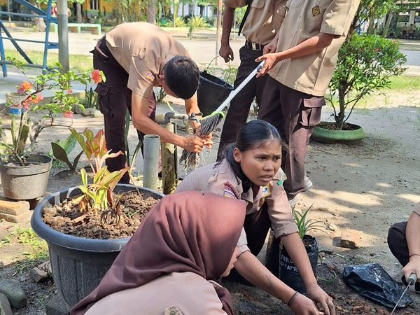 Gotong Royong Jumat Bersih